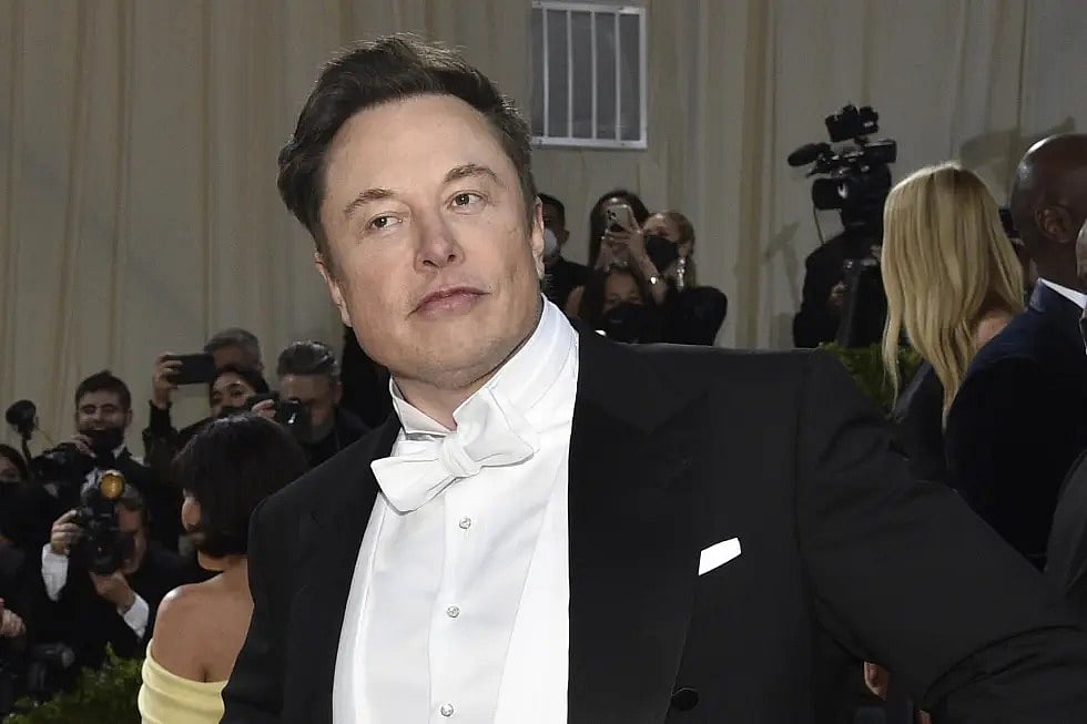 Elon Musk Trolls Microsoft With 'Macrohard' Jab Amid Global Outage | - AP